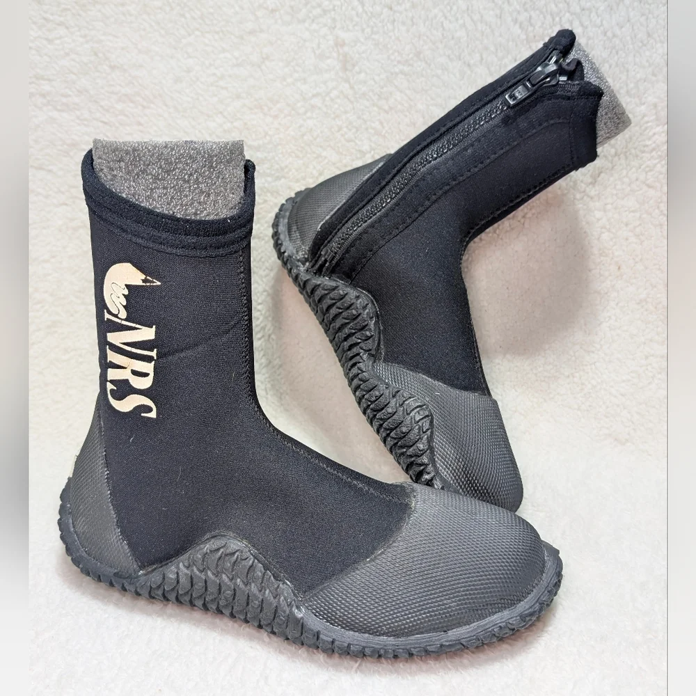 NRS Tread 3 Wetshoes River Boots Sz 5 Black neoprene Surf Wading Fishing Rafting